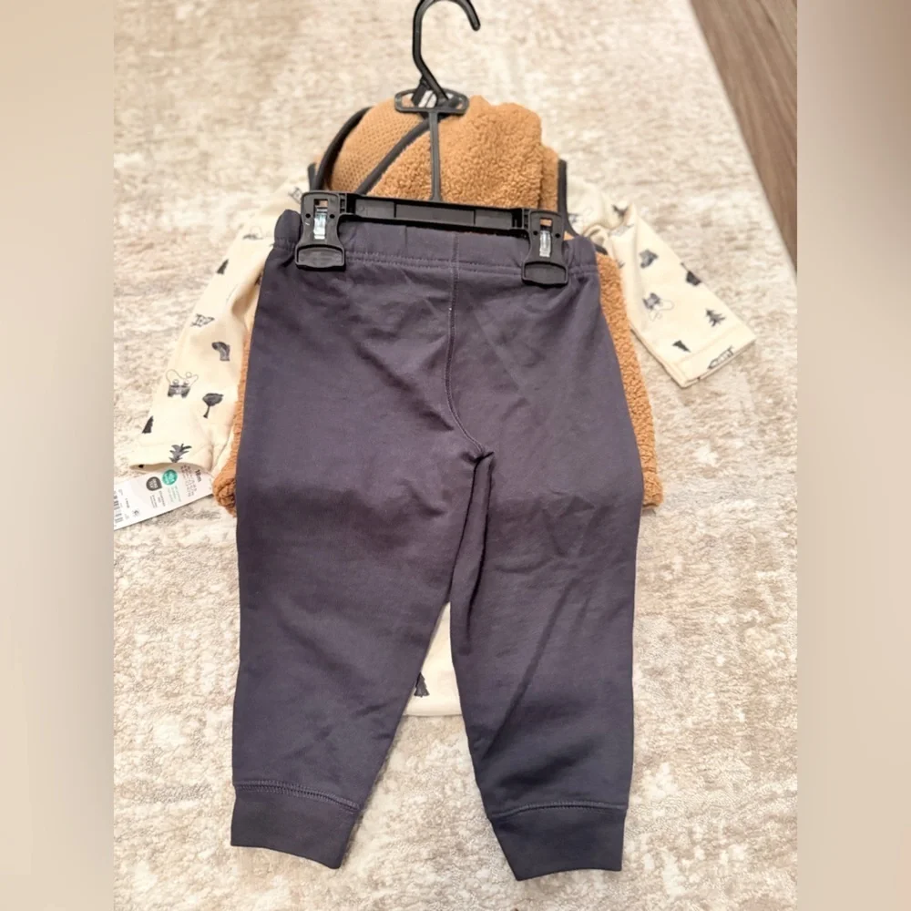Carter's Brown and Cream Kids Matching Set size 6/9M-NWT